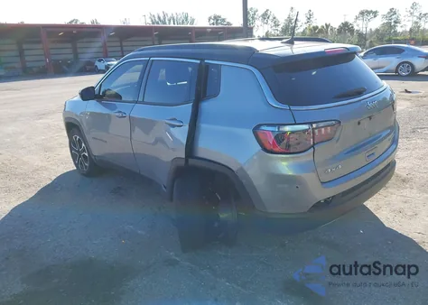 2023 Jeep Compass Limited 4X4 из США, поврежденный, VIN 3C4NJDCN4PT542748